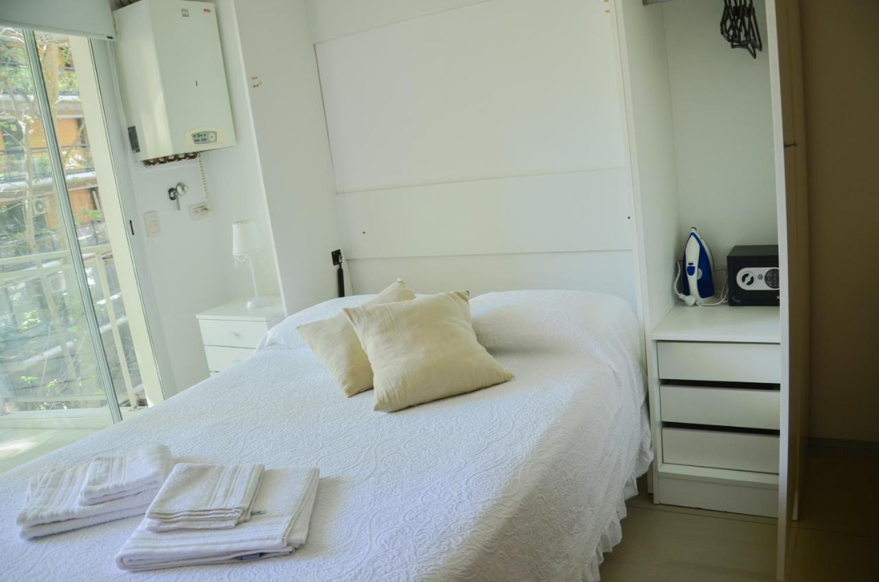 Monoambiente Super Amplio Y Comodo, Ideal Para Explorar La Ciudad Buenos Aires Eksteriør billede